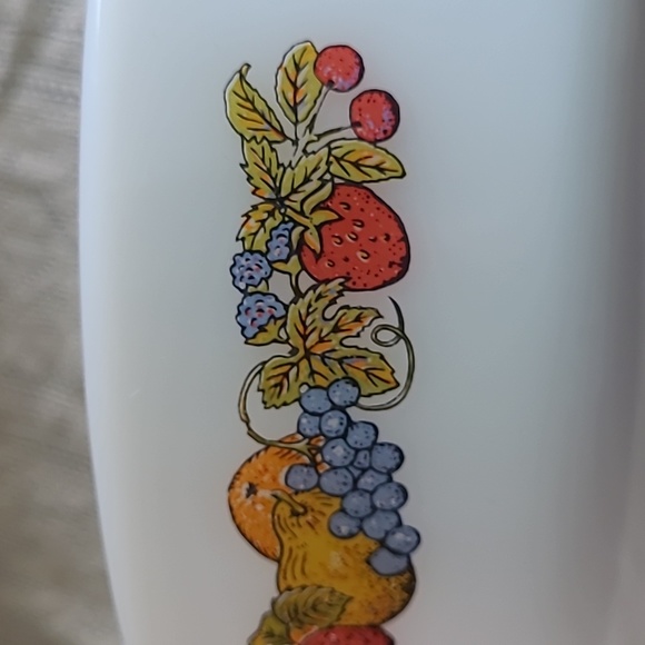 Fireking 433 Nature's Bounty Casserole Dish - Picture 4 of 6